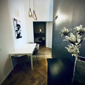 Wenceslas Square Hotel apartamentowy Praga